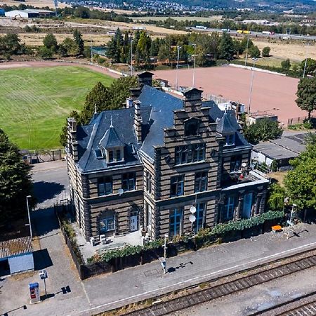 Wohnen Wie Im Schloss - Alter Bahnhof Von Kruft Lägenhet Exteriör bild