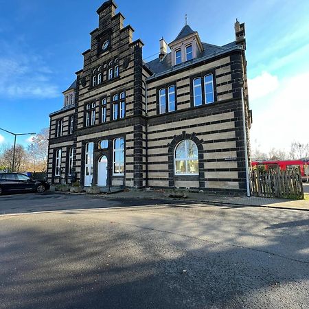 Wohnen Wie Im Schloss - Alter Bahnhof Von Kruft Lägenhet Exteriör bild