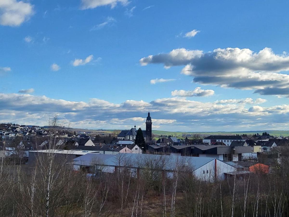 Wohnen Wie Im Schloss - Alter Bahnhof Von Kruft Lägenhet Exteriör bild